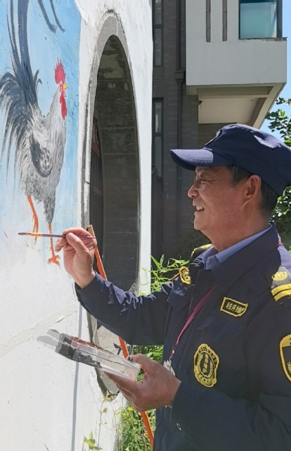 苏州这位保安火了!网友:高手在民间...... 苏州这位保安火了!网友:高手在民间......