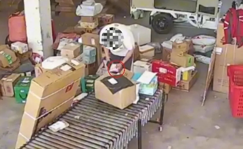 快递员报警称丢了快递，一小时后出现反转…