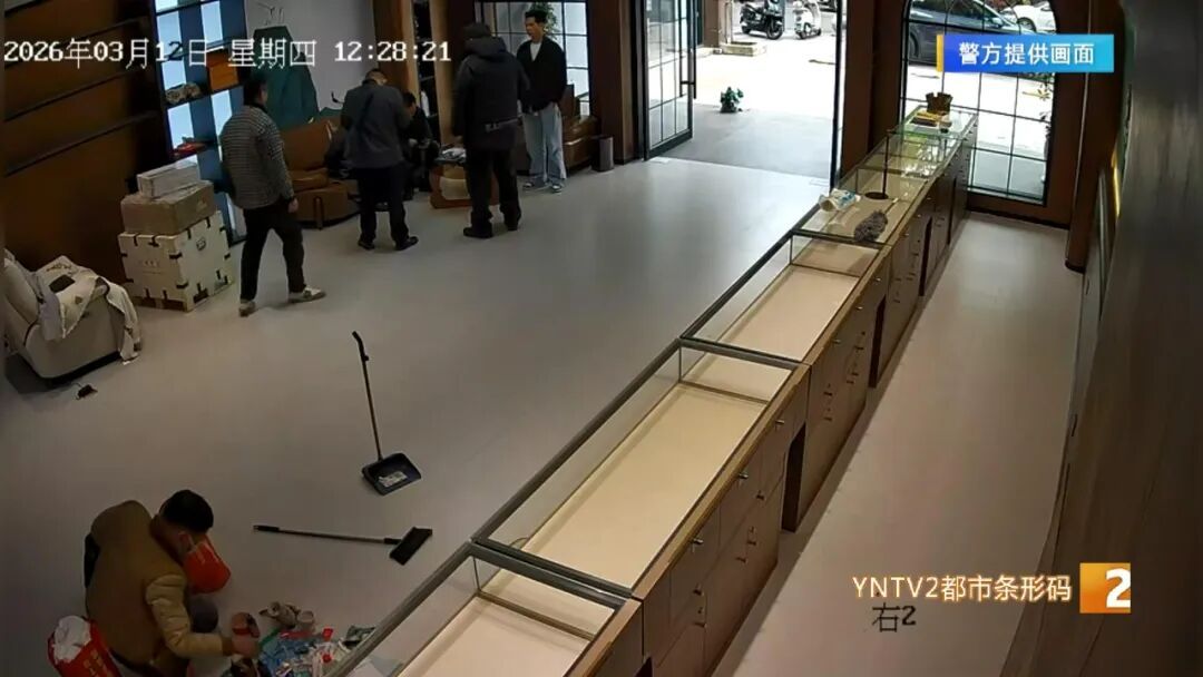 不问价，不挑款式，男子豪掷199800买黄金！还一个劲儿催促备货……金店老板反手就报警