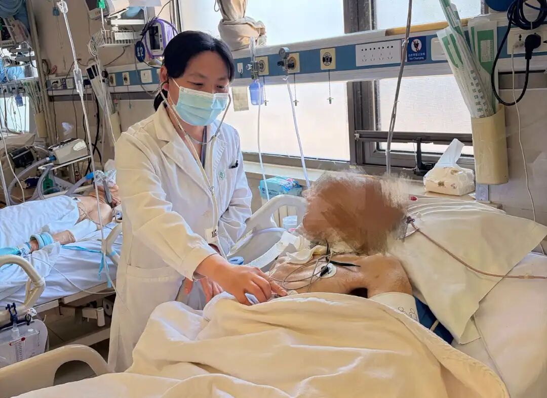 进入活跃期，北京已有多人被叮咬！严重者从有症状到死亡仅9天…