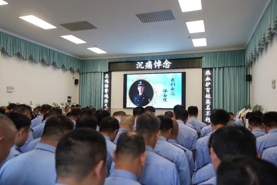 痛心！贺州市一派出所所长殉职，年仅43岁！儿子的作文令人泪目……