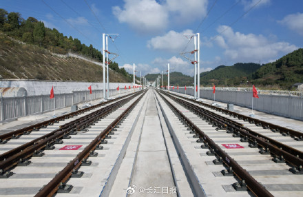 宜兴高铁即将通车 武汉4小时到重庆