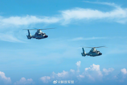 战鹰砺翅海天间！海军航空兵某团飞行训练