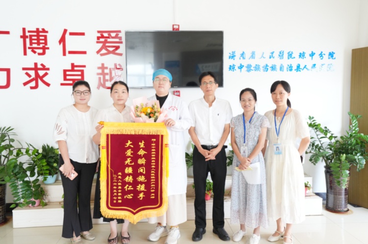 暖心后续！连救两名落水儿童的退役军人已脱离危险