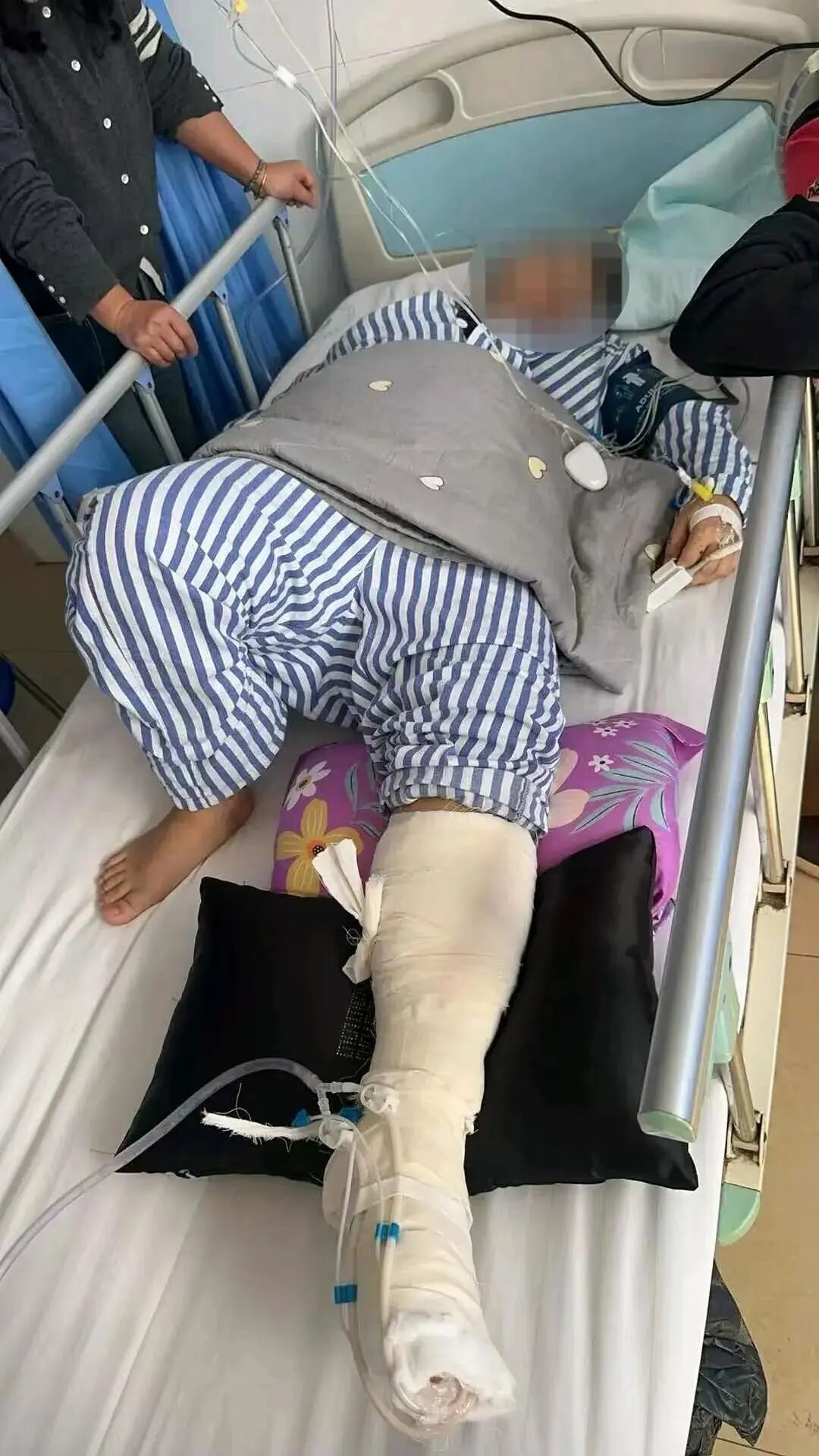 边充电边玩手机竟被电击？贵州一女子中招，这些习惯赶紧改！