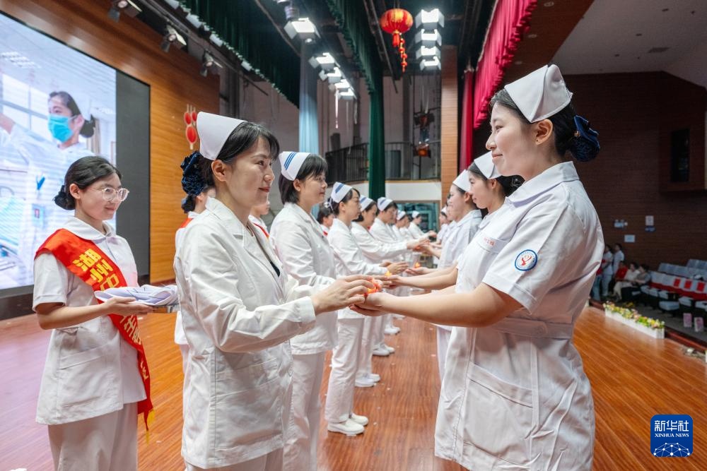 迎接国际护士节