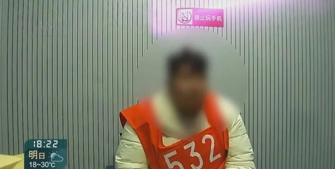 上海知名商场8元一小时停车费网上有人叫卖仅需2块5？低价背后是……