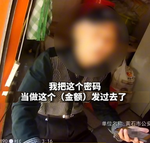 老人买小笼包，竟“花”掉2万多？背后的故事，暖胃又暖心！