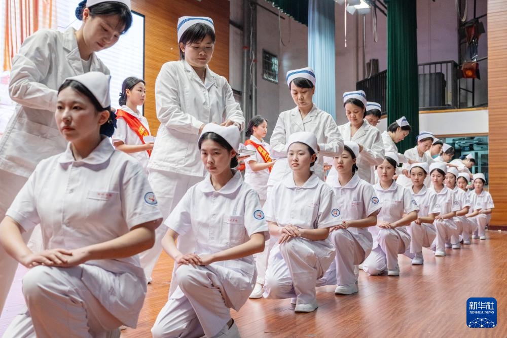 迎接国际护士节