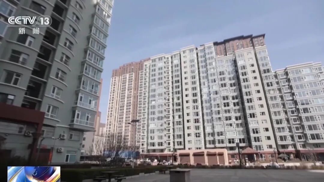 逃犯整天在家洗衣服，3年用掉1000吨水，被警方抓捕后称“靠洗衣服来获一时心安”