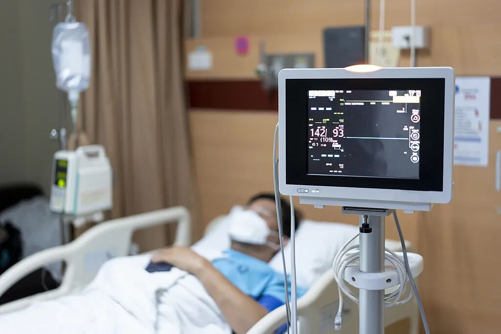 能吃能睡，一点症状都没有…大爷却突然确诊癌症！医生提示：这项筛查很重要！