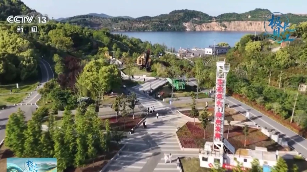 从粗放发展到绿色高效 解码工业之城的转型十年