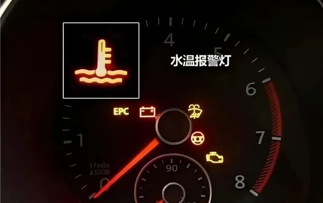 余警官，你被网友表扬了！