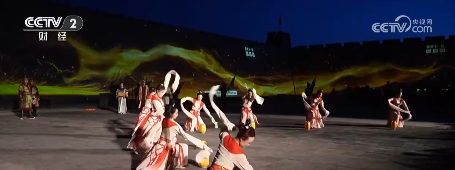 “景区焕新+特色夜游+亲水空间” 多样玩法激活夏日文旅消费热活力