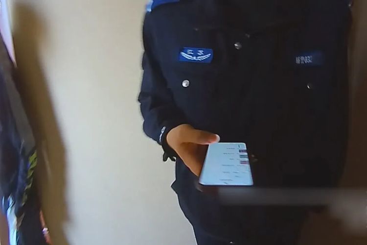 40多万险遭诈骗！民警火速上门，成功守住群众“钱袋子”