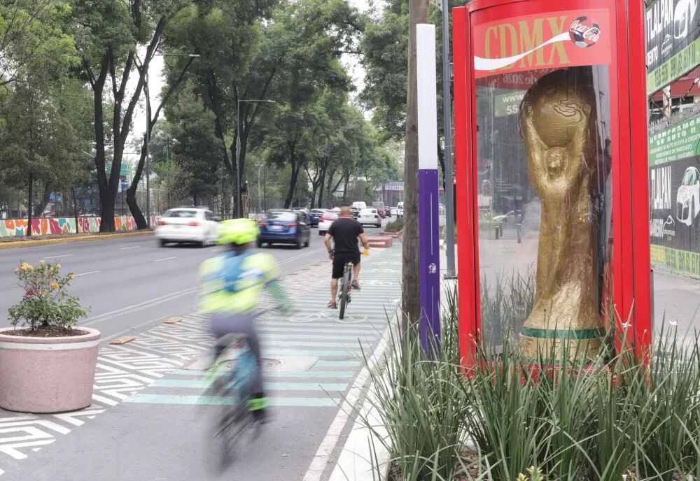 图闻｜美加墨世界杯倒计时一个月，街头氛围拉满→