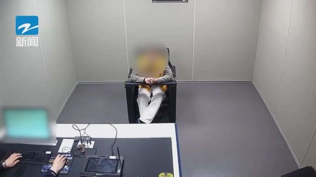 车辆斜停，司机瘫坐言语混乱还傻笑…民警一查竟发现：比酒驾还严重