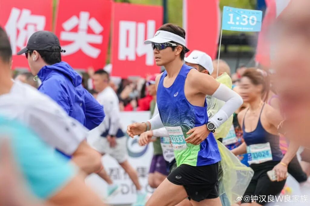 戒掉熬夜的蔡依林、死磕英语的龚俊：长期主义，终有回甘