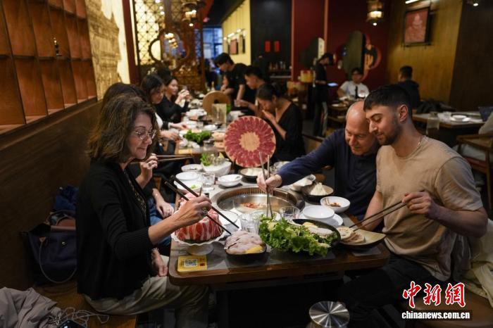 美国人乐享“中式生活”