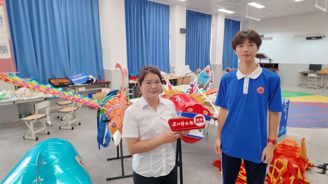 冲击吉尼斯纪录！深圳高中生造出6米巨翼遥控纸飞机