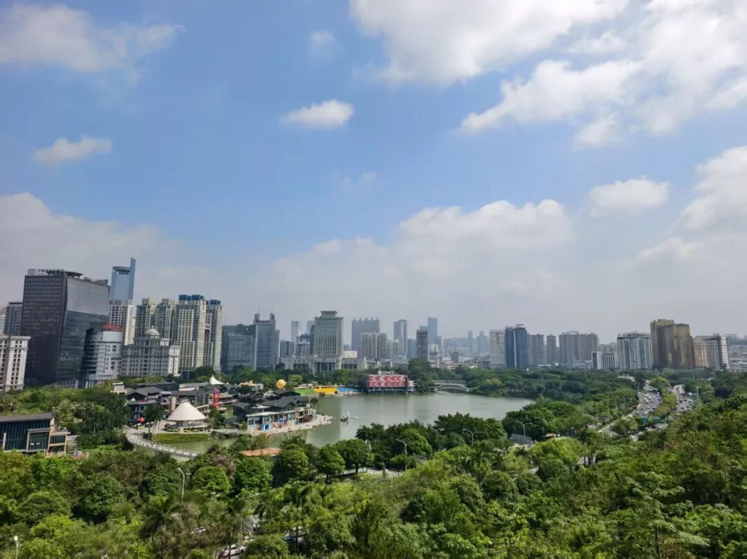 37℃高温来袭+局地大暴雨!广西开启闷热“蒸煮”模式 37℃高温来袭+局地大暴雨!广西开启闷热“蒸煮”模式