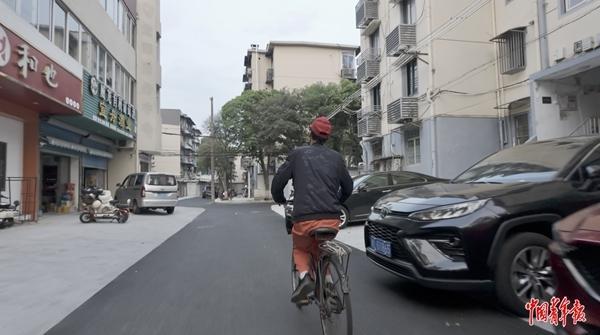 六旬环卫工11次跳海救人：自学心肺复苏 报酬分文不取