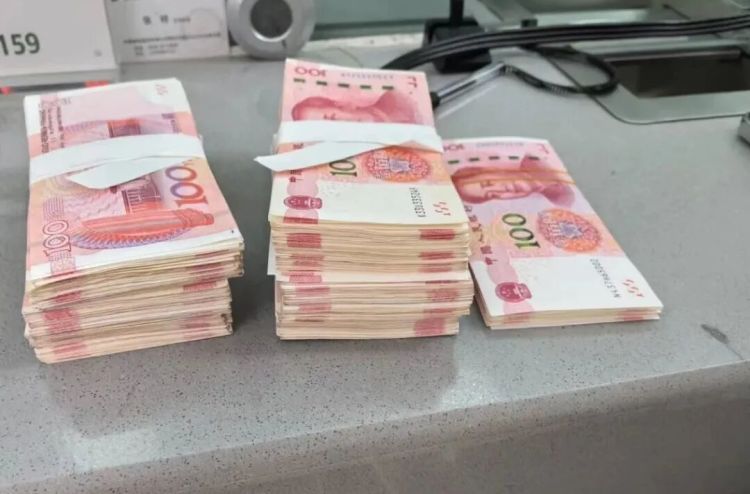 山东烟台一女士要给“警察”转6.4万，并签了“保密协议”！警方提醒
