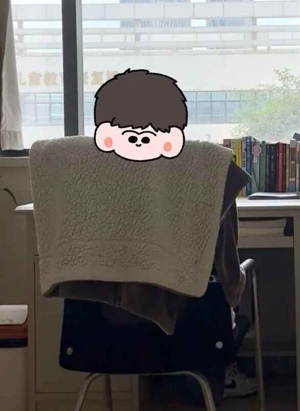 15岁就得吃安眠药?优等生受挫,网络成瘾—— 15岁就得吃安眠药?优等生受挫,网络成瘾——