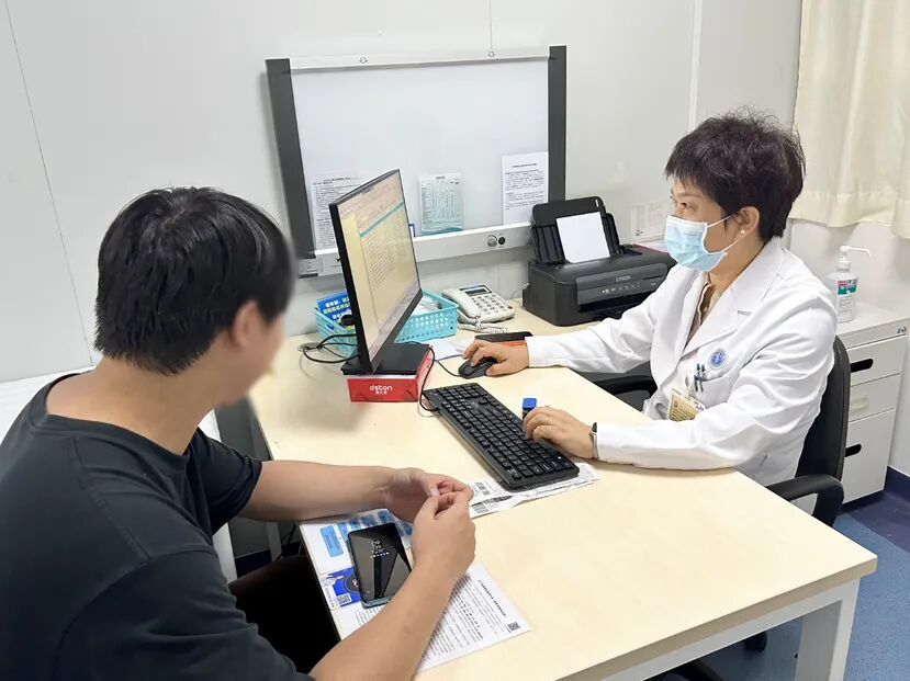 妈妈感染16岁儿子中招！口臭2年，险些患癌！医生：一人感染全家需筛查