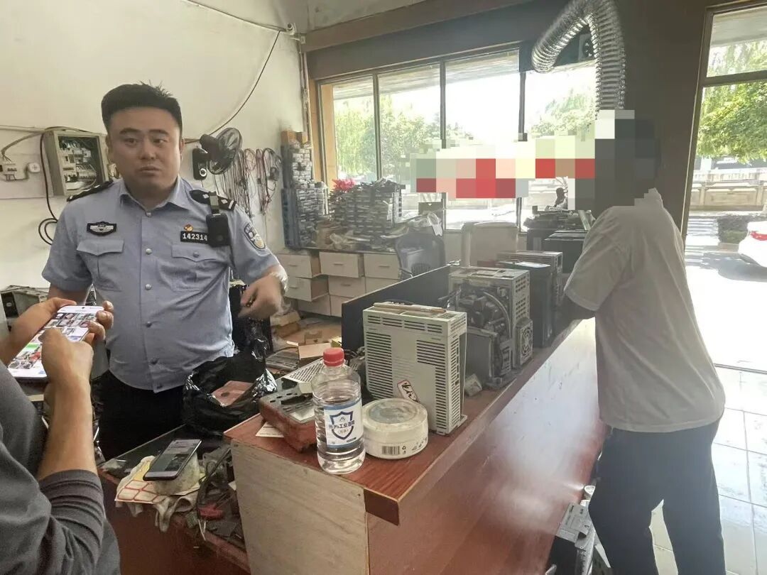 一眼识破“桃色陷阱”！新昌公安火速拦截12万余元现金