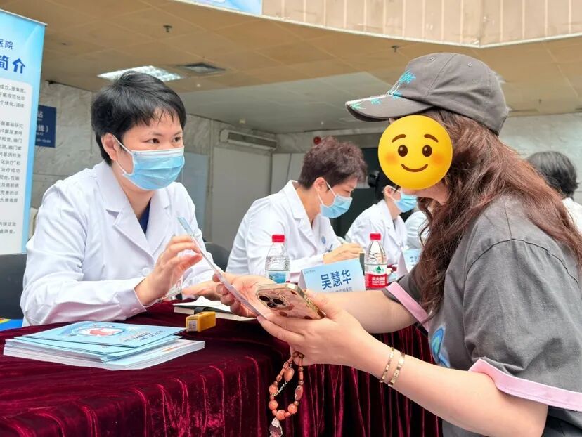 妈妈感染16岁儿子中招！口臭2年，险些患癌！医生：一人感染全家需筛查