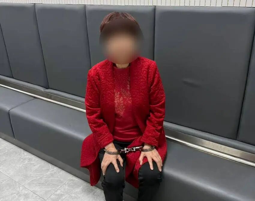 独居老人误成“卡农” “00后”民警破案之后暖心