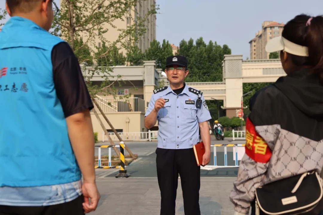 加了3000多名居民微信的社区民警，到底在忙什么？