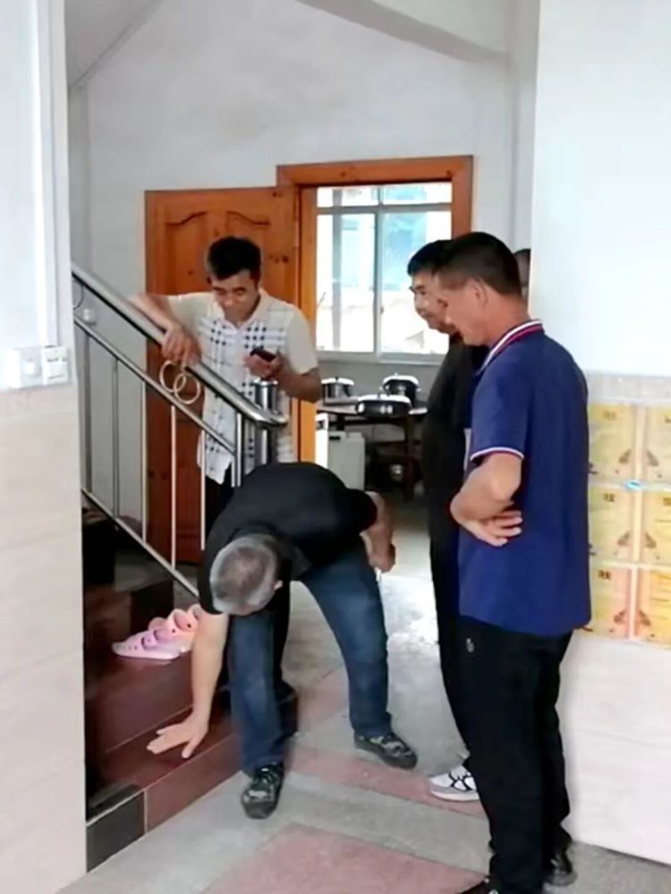 柳州一居民家地面“发烧”超60℃，地下无热水管、电线经过，原因出人意料