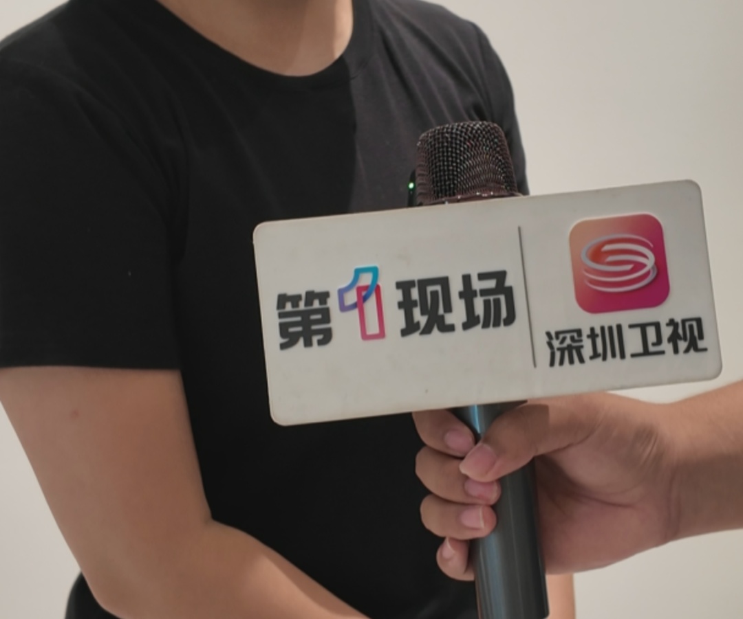 邻里因空调结怨半年,为取证私装监控,致高二学生日夜紧闭窗帘隐私全无 邻里因空调结怨半年,为取证私装监控,致高二学生日夜紧闭窗帘隐私全无