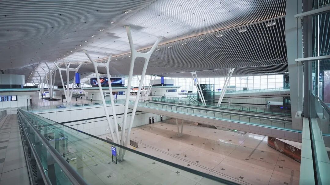 香港机场新客运大楼即将亮相，15家航空公司入驻