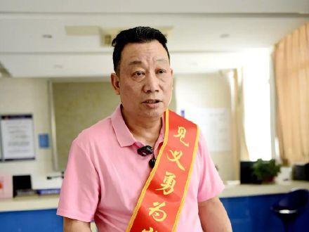 靖江6人救昏迷司机被认定见义勇为 靖江6人救昏迷司机被认定见义勇为