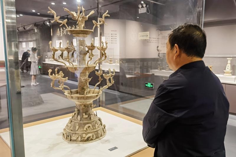 700余件藏品 全年免费开放 西安新增一个古灯博览馆 700余件藏品 全年免费开放 西安新增一个古灯博览馆
