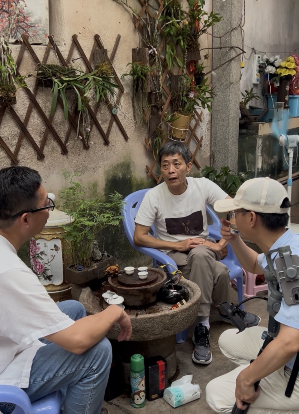 没有明星大导的潮汕方言电影,《给阿嬷的情书》凭什么看哭无数人? 没有明星大导的潮汕方言电影,《给阿嬷的情书》凭什么看哭无数人?