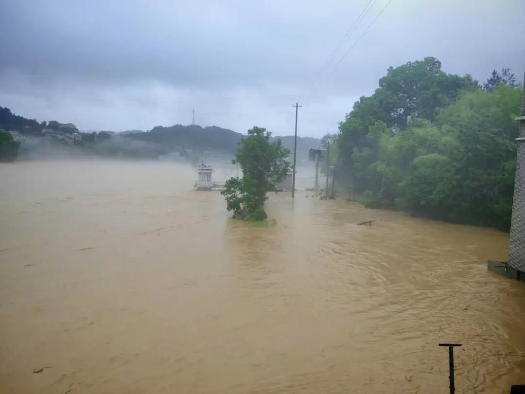 湘西北遭遇特大暴雨，澧水支流渫水出现罕见洪水过程