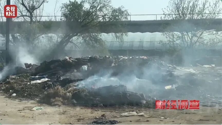 河道发黑发臭！各类垃圾、医疗废弃物露天堆放，多地农村垃圾乱象触目惊心→