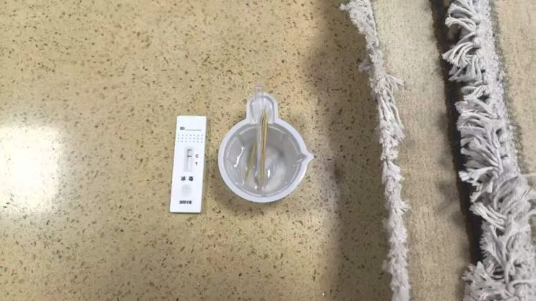 深圳邮局海关查获地毯藏冰毒 深圳邮局海关查获地毯藏冰毒