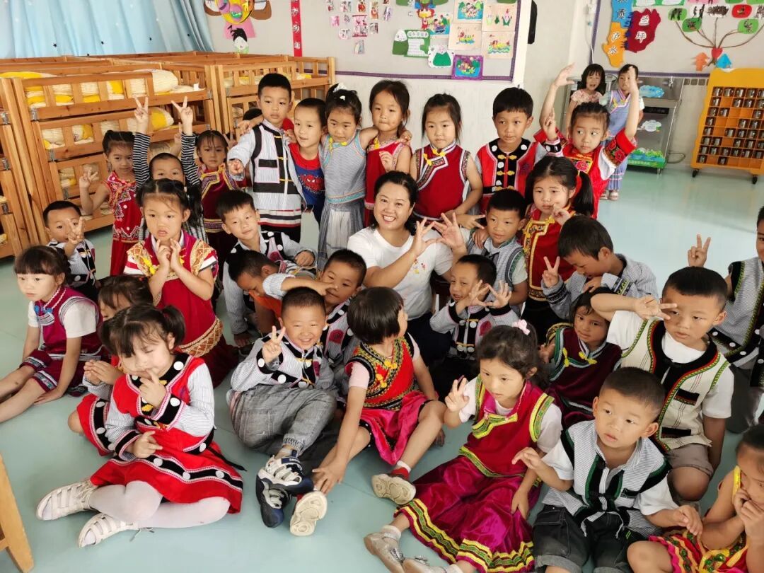 从“职业”到“志业”,她用35年把幼教做成一生信仰 从“职业”到“志业”,她用35年把幼教做成一生信仰