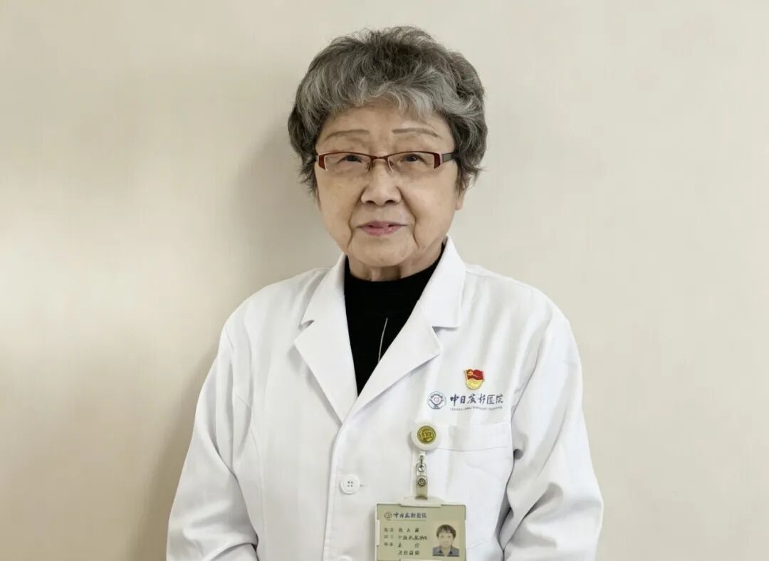 81岁中医奶奶，精气神碾压年轻人！她这5个“不费力”养生法，直接抄