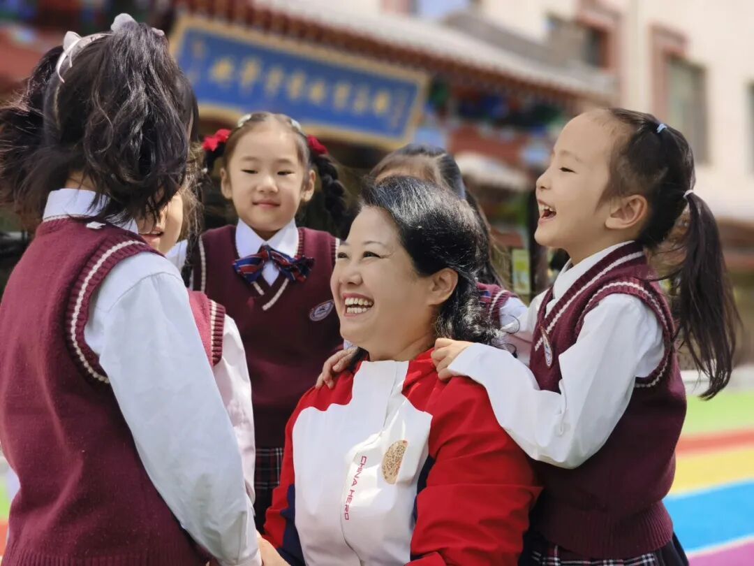 从“职业”到“志业”,她用35年把幼教做成一生信仰 从“职业”到“志业”,她用35年把幼教做成一生信仰