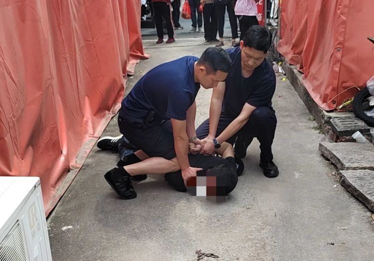 人，抓住了！临海警方紧急拦截！