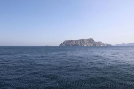 英媒:霍尔木兹海峡通航量回升 英媒:霍尔木兹海峡通航量回升