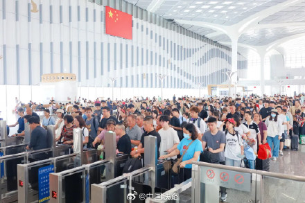 坐高铁打卡《给阿嬷的情书》取景地