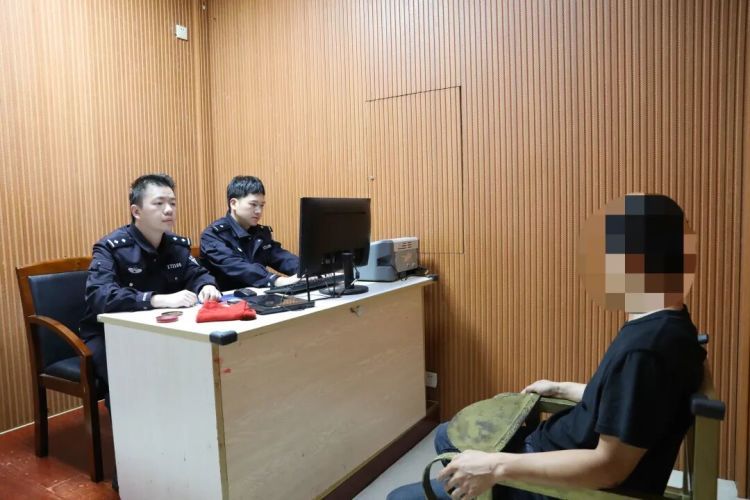 人，抓住了！临海警方紧急拦截！