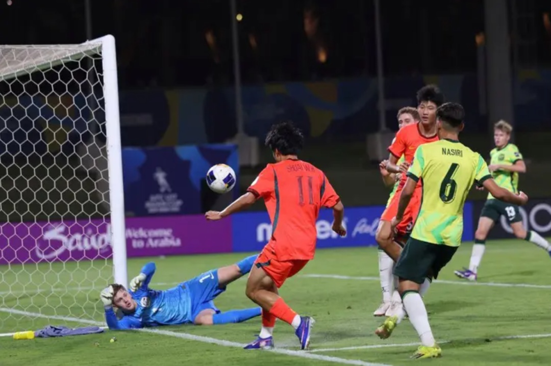 中国U17男足2:0战胜澳大利亚队,时隔22年再次闯入亚洲杯决赛,将与日本队争冠 中国U17男足2:0战胜澳大利亚队,时隔22年再次闯入亚洲杯决赛,将与日本队争冠